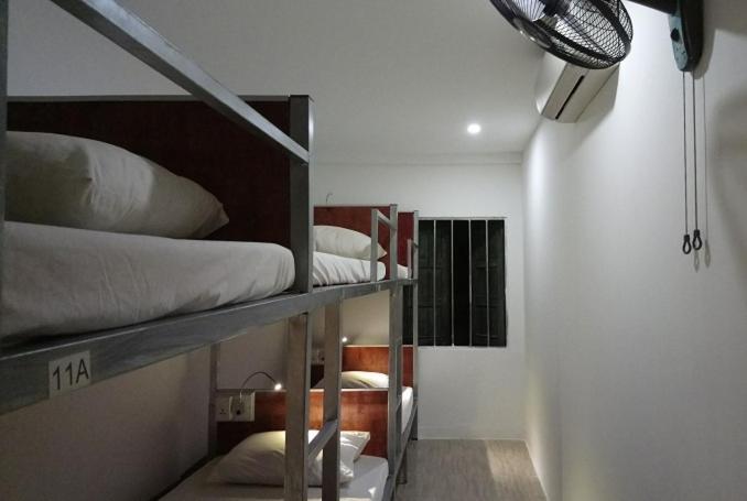 Tony Central Hostel Luang Prabang Ngoại thất bức ảnh