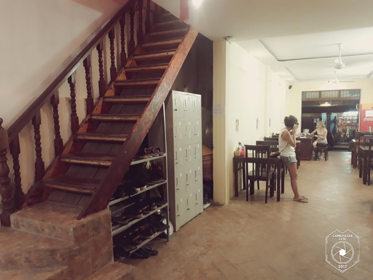 Tony Central Hostel Luang Prabang Ngoại thất bức ảnh