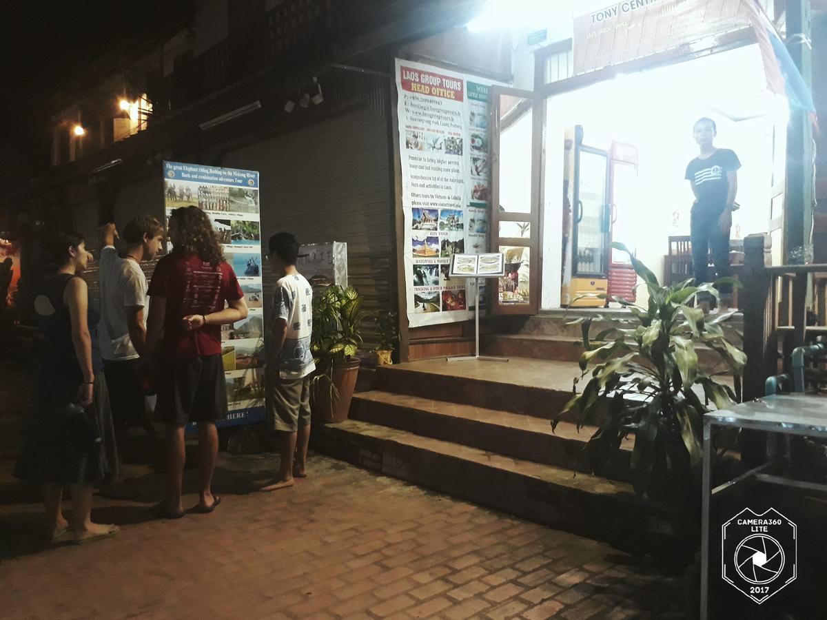 Tony Central Hostel Luang Prabang Ngoại thất bức ảnh
