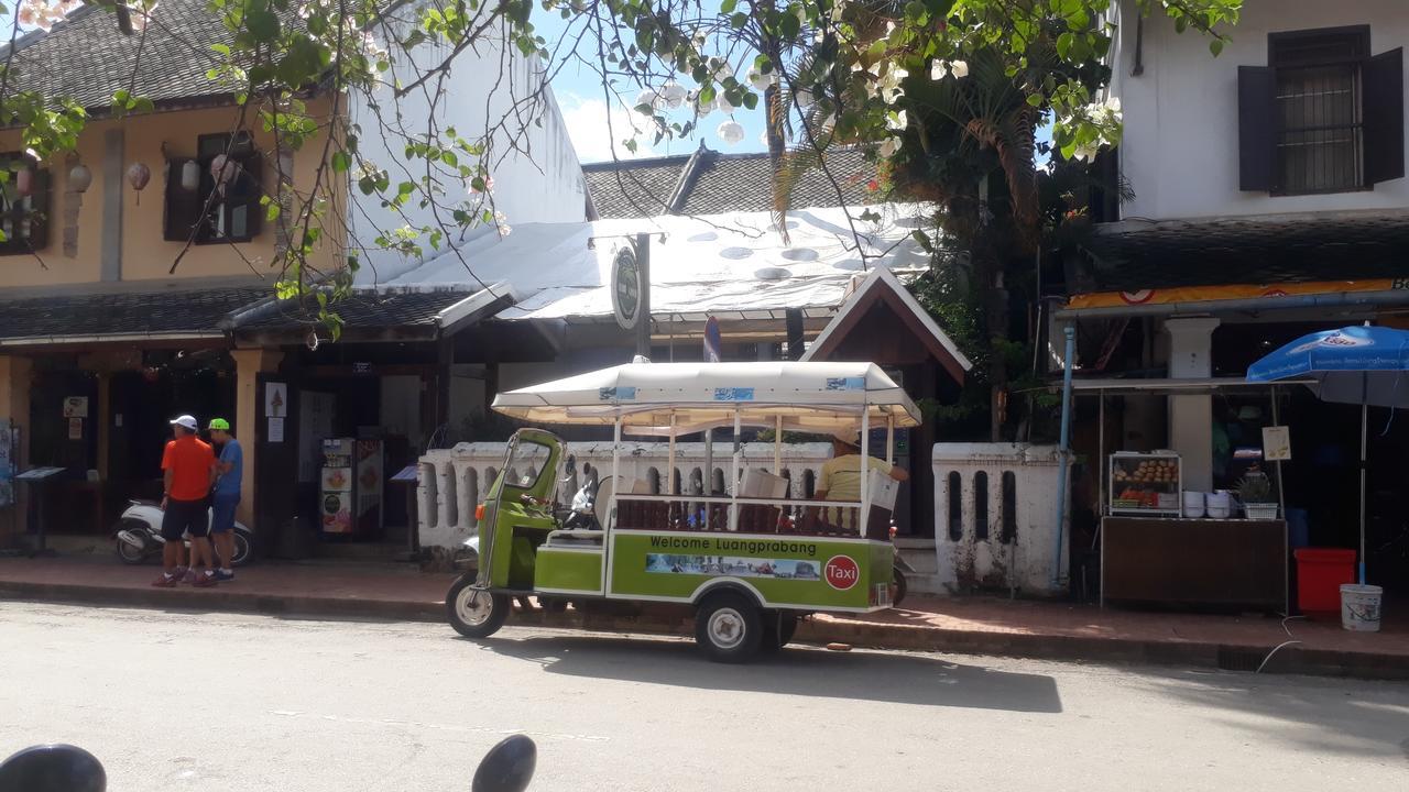Tony Central Hostel Luang Prabang Ngoại thất bức ảnh